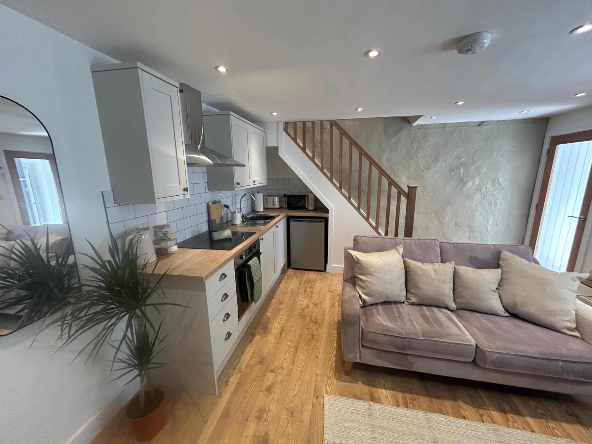 Cosy Modern Miners Cottage Llanllechid Eksteriør bilde