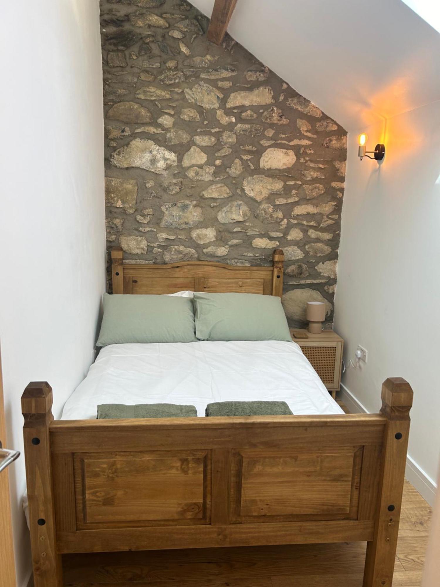 Cosy Modern Miners Cottage Llanllechid Eksteriør bilde